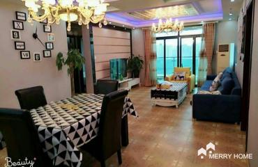 Jingan superb apartment rental in La Doll